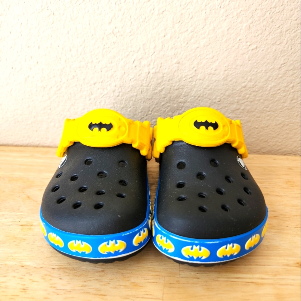 Batman Crocs